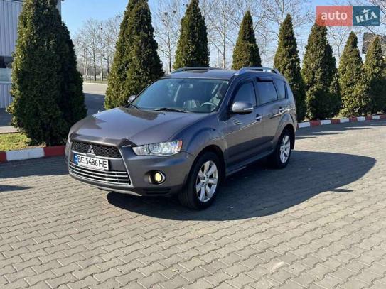Mitsubishi Outlander                       2010г. в рассрочку