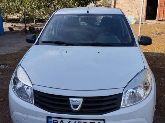 Dacia Sandero
                         2010г. в рассрочку