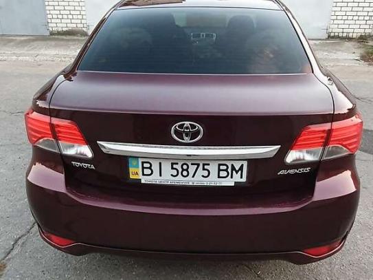 Toyota Avensis 2012р. у розстрочку